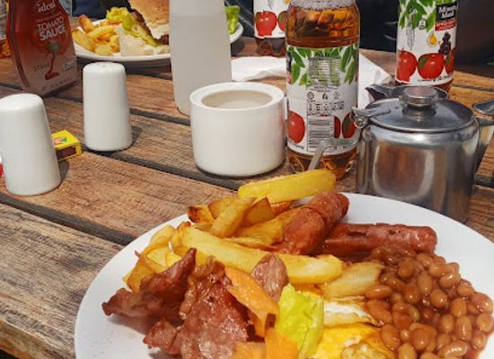 zimbabwe/mashonaland-east/restaurant/majuru-bar-and-restaurant