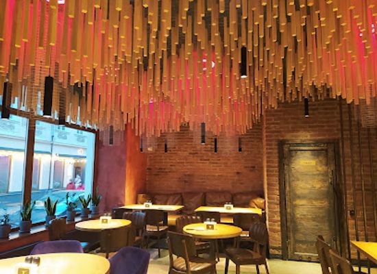 ukraine/lviv/restaurant/smoked-bbq