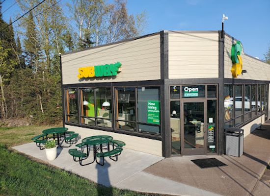 minnesota/gunflint-trail/restaurant/subway