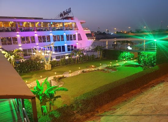 iraq/baghdad/al-jadriya/restaurant/jadiriyah-floating-restaurant