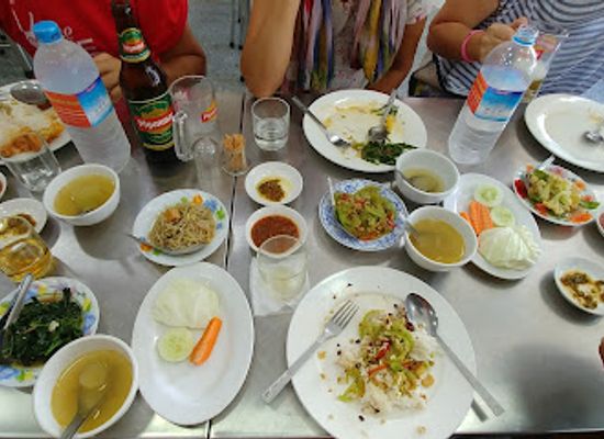 myanmar-burma/sagaing-region/restaurant/golden-shan-shan-buffet-restaurant