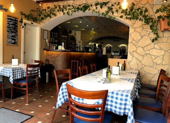 germany/cologne/ehrenfeld/restaurant/taverne-alekos