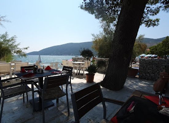 montenegro/herceg-novi/restaurant/romana