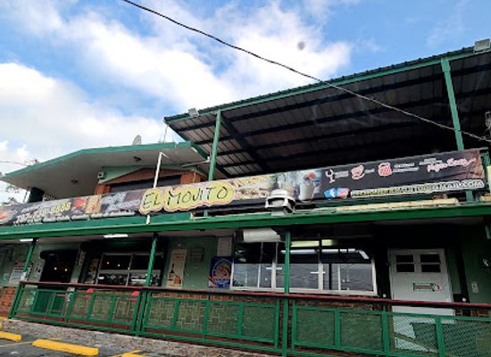 puerto-rico/sierra-de-cayey/restaurant/lechonera-el-mojito