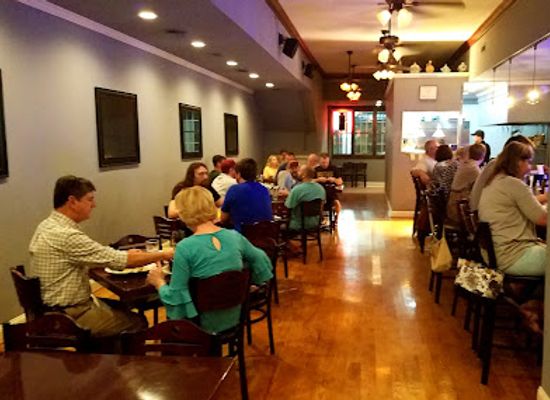 virginia/roanoke/downtown-roanoke/restaurant/bernard-s-gastropub-eatery