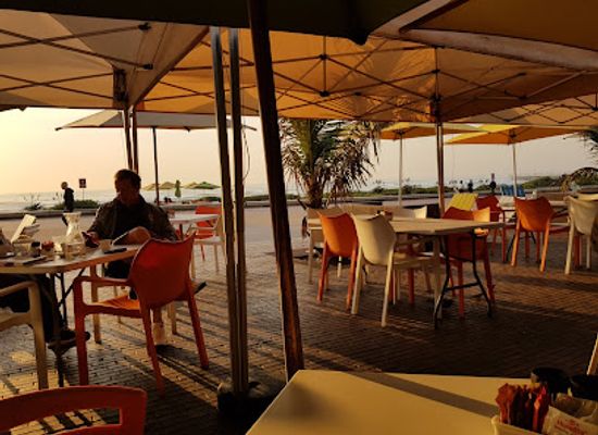 south-africa/durban/restaurant/circus-circus-beach-cafe