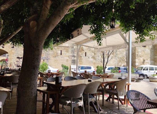 cyprus/tylliria-region/restaurant/ledrahan
