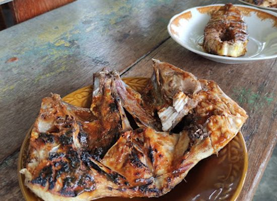indonesia/togean-islands/restaurant/rm-pangkep-jh-daeng-iwan