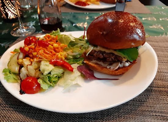 luxembourg/grevenmacher/restaurant/kulturhuef-bistro