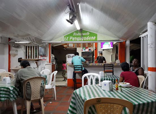 colombia/insular-region/restaurant/restaurante-el-parqueadero