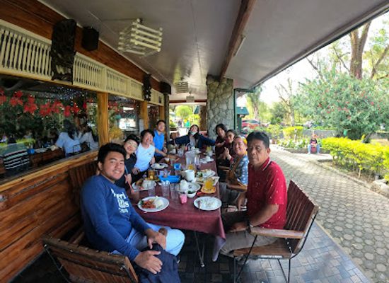 philippines/baguio/burnham-park/restaurant/solibao-restaurant