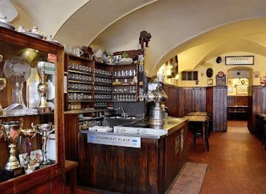 czechia/prague/restaurant/u-zlateho-tygra