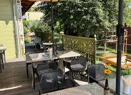 poland/białowieża-forest/restaurant/dzika-malwa