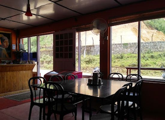 india/munnar/restaurant/sn-restaurant