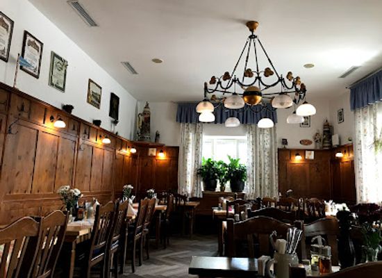 germany/munich/restaurant/zum-brunnstein