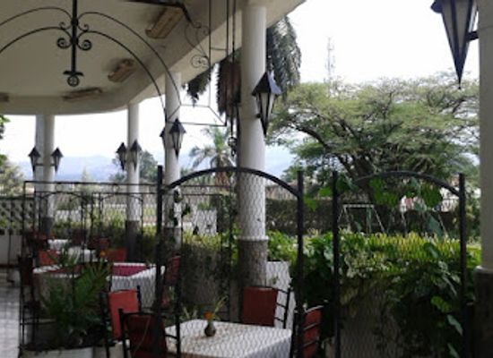 burundi/muyinga/restaurant/restaurant-tanganyika