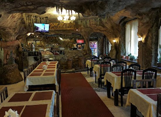 mongolia/khovd-river-basin/restaurant/gobi-cave-turkish-restaurant