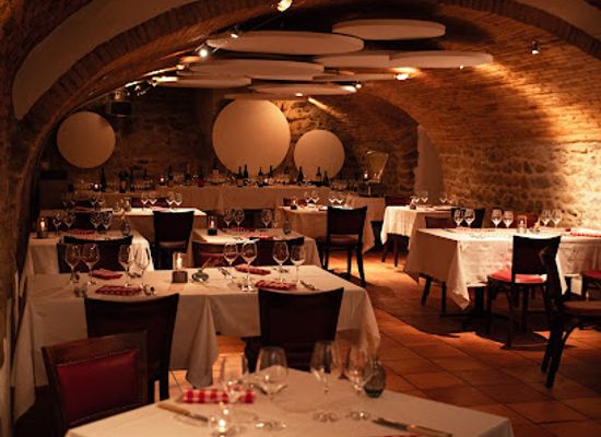 switzerland/geneva/carouge/restaurant/bistrot-du-lion-d-or