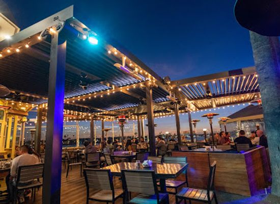 california/long-beach/naples/restaurant/boathouse-on-the-bay
