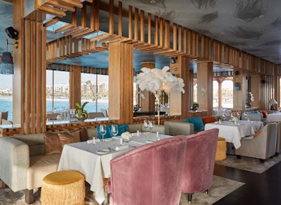 united-arab-emirates/hajar-mountains/restaurant/pierchic