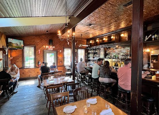 pennsylvania/chester-county/restaurant/four-dogs-tavern