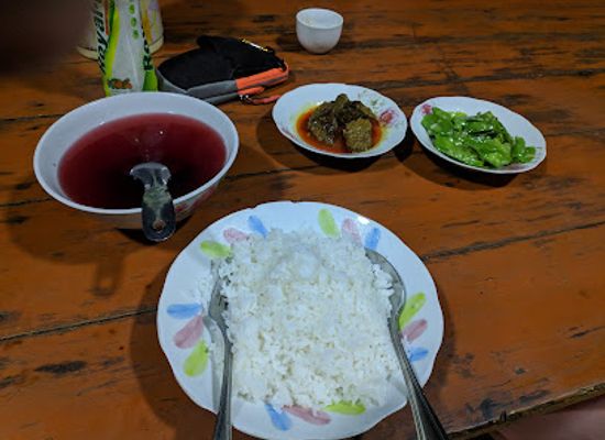 myanmar-burma/chin-state/restaurant/pann-cherry