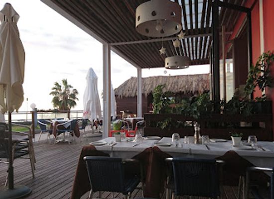 portugal/madeira/restaurant/restaurant-grill-muralha-terrace
