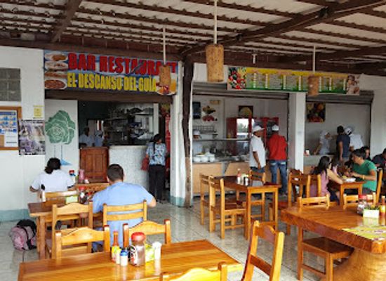 ecuador/puerto-ayora/restaurant/restaurante-el-descanso-del-guia-muelle