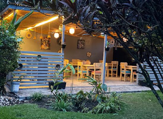 rwanda/rubavu/restaurant/wazi-wine-garage