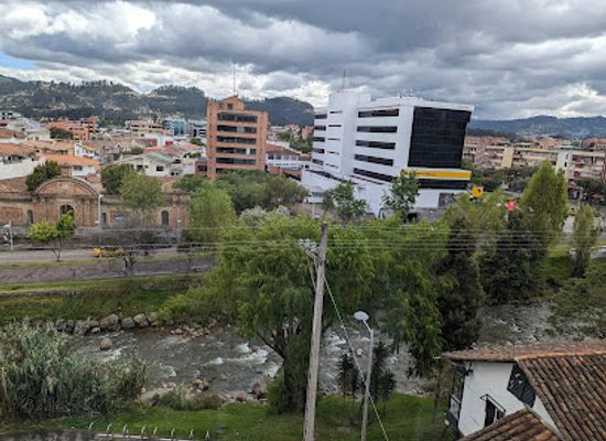 ecuador/azuay-region/restaurant/el-mercado