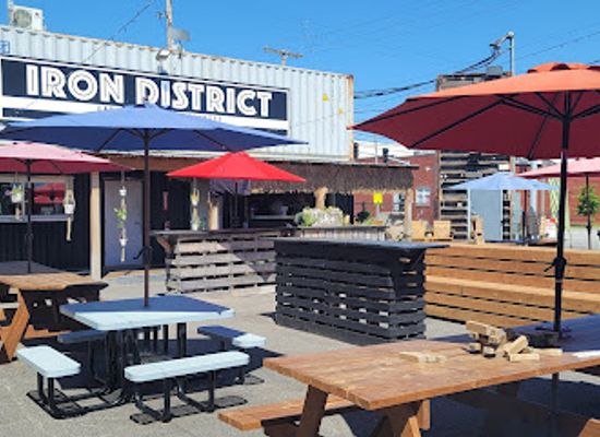 kansas/northwest-kansas/restaurant/iron-district
