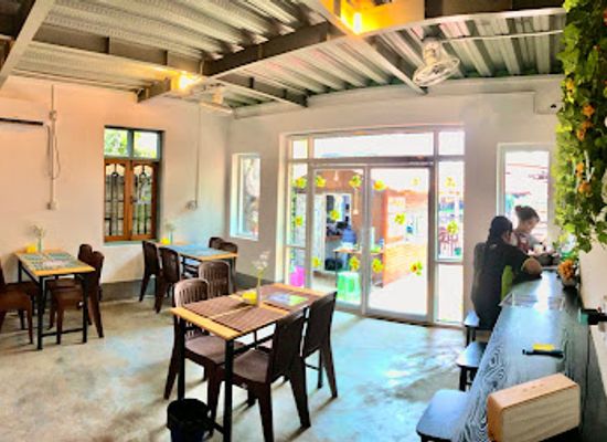 myanmar-burma/bagan/old-bagan/restaurant/unique-korean-foods-cafe-and-drinks