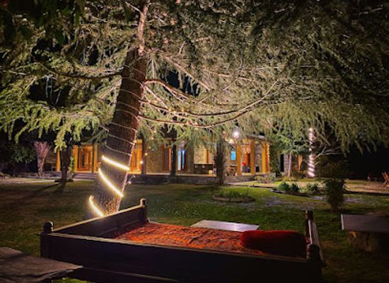 pakistan/kalash-valley/restaurant/villa-ayun