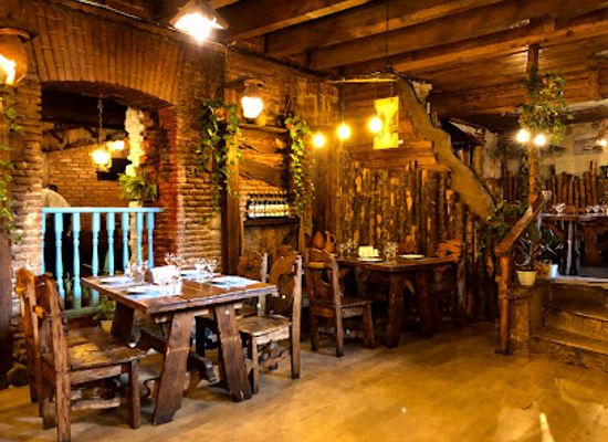 georgia/tbilisi/restaurant/bread-wine