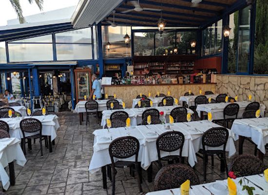 cyprus/morphou-bay/restaurant/moustakallis-tavern