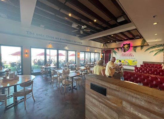 florida/daytona-beach/restaurant/crabby-s-oceanside