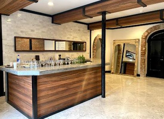 british-virgin-islands/west-end/restaurant/81c