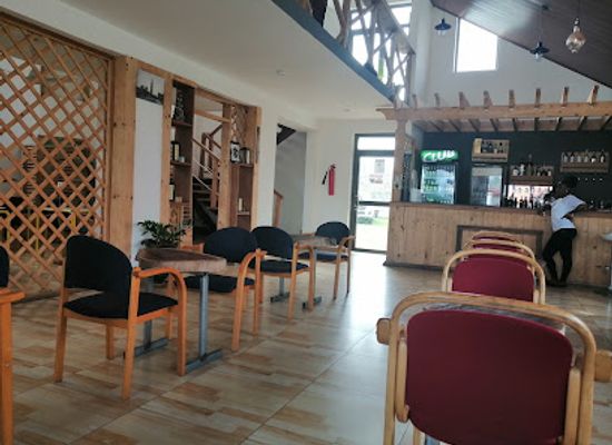 ghana/kokrobite/restaurant/candy-s-restaurant