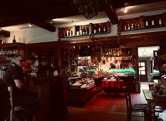 austria/vienna/simmering/restaurant/harry-s-augustin-heurigen-restaurant