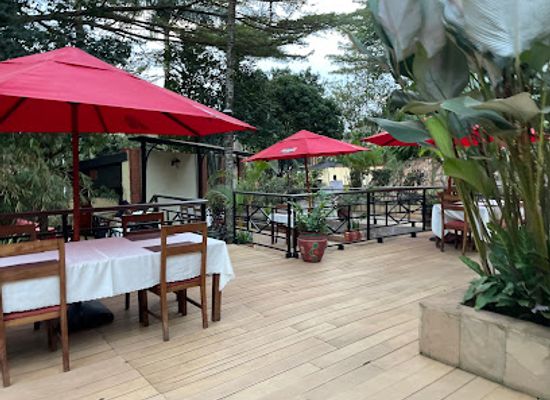 uganda/lango/restaurant/the-lawns-restaurant