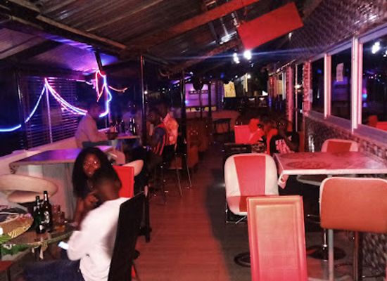 togo/atakpame/restaurant/bar-shuber