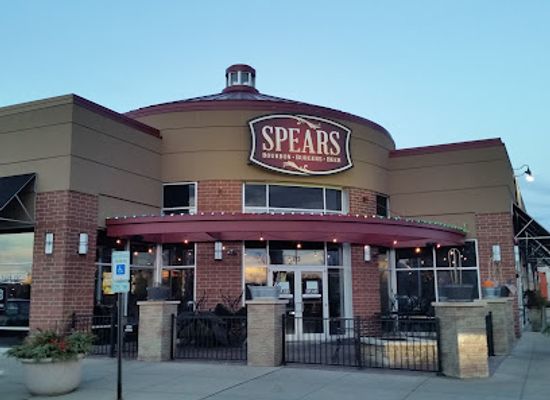 illinois/driftless-area/restaurant/spears-bourbon-burgers-beer