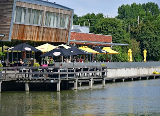 netherlands/west-friesland/restaurant/ijgenweis-eten-drinken-streekbos