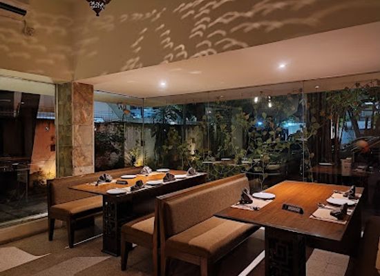 bangladesh/dhaka/gulshan/restaurant/thai-emerald