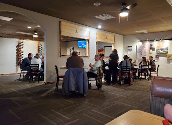 nebraska/dissected-till-plains/restaurant/peppermill-restaurant-ekv-lounge