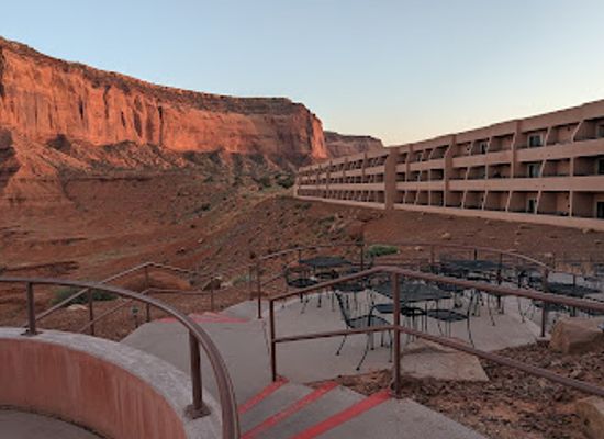 arizona/monument-valley/restaurant/the-view-restaurant