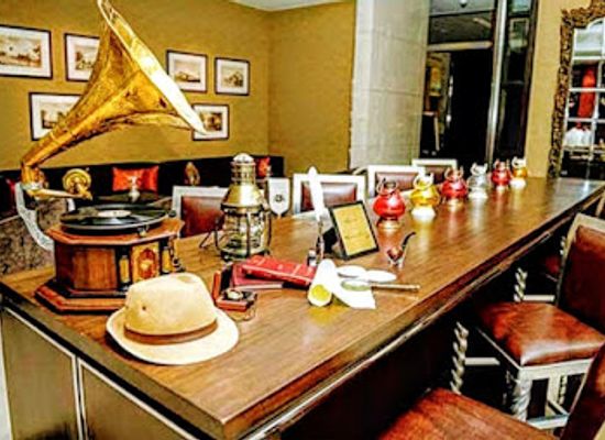 india/mumbai/restaurant/the-sahib-room-kipling-bar