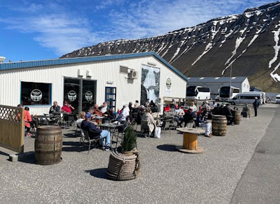 iceland/westfjords/restaurant/dokkan-brugghus