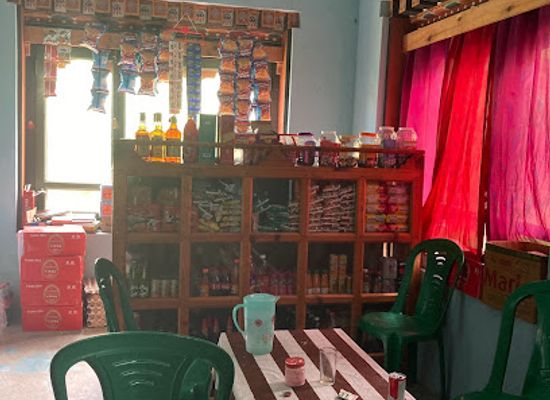 bhutan/lhuentse/restaurant/samcholing-green-tea-house