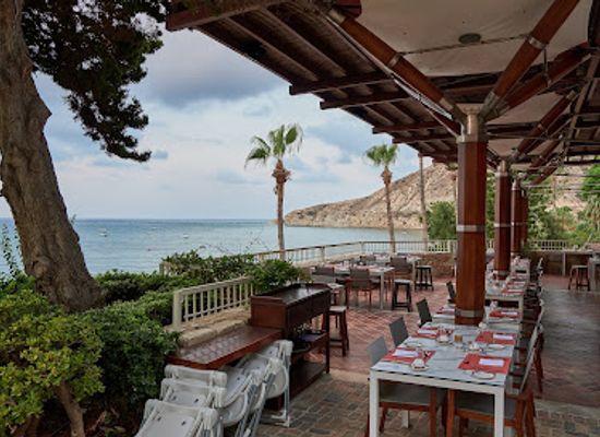 cyprus/pissouri/restaurant/atrium-restaurant